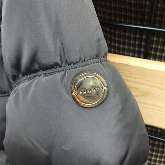 NWOT,Laundry by Shelli segal down fur hood,Olieve - Picture 6 of 16